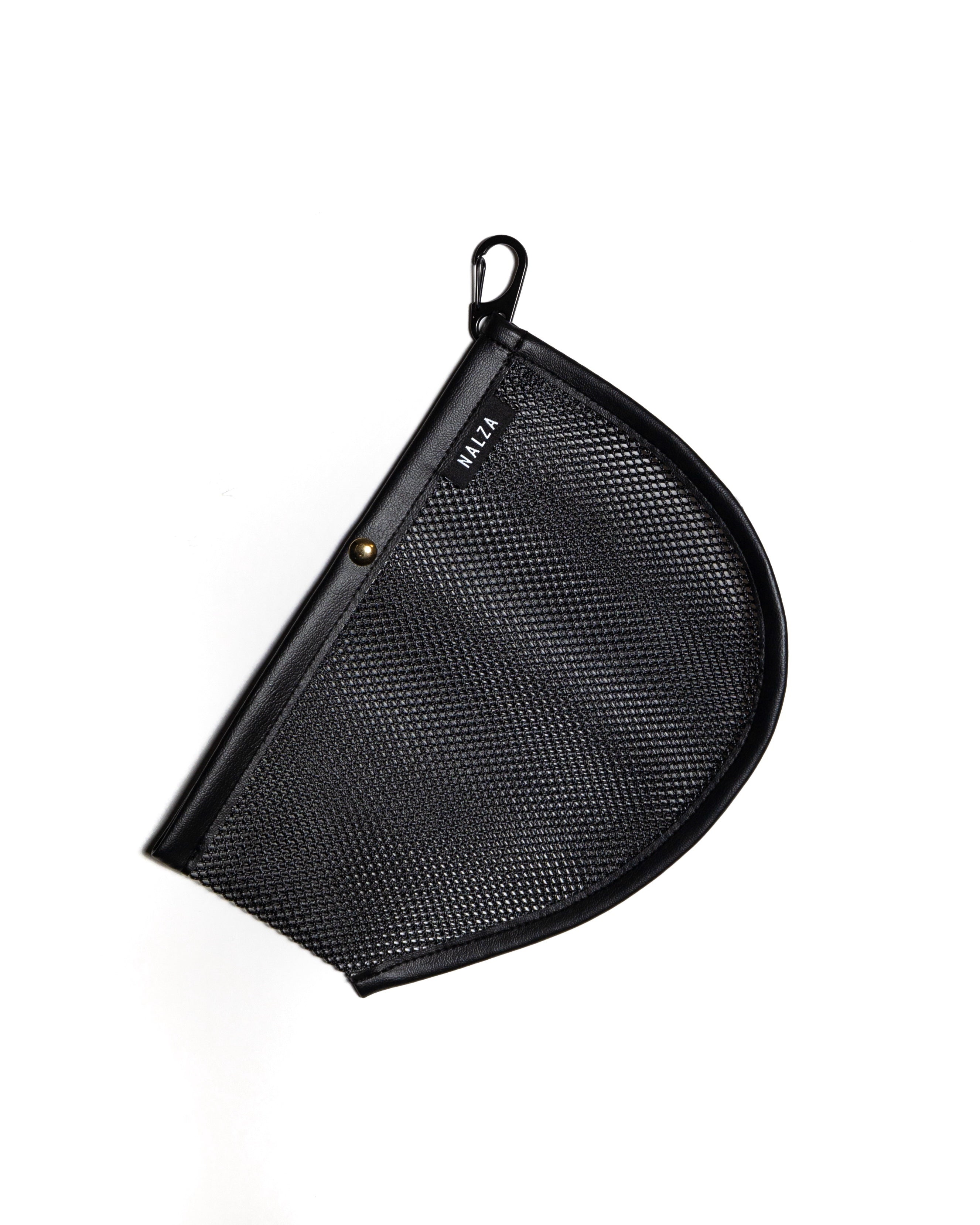 Nalza Dry Sleeves in black